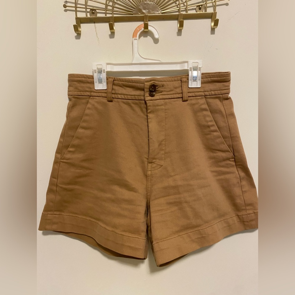 Everlane Khacki Shorts - Size SM